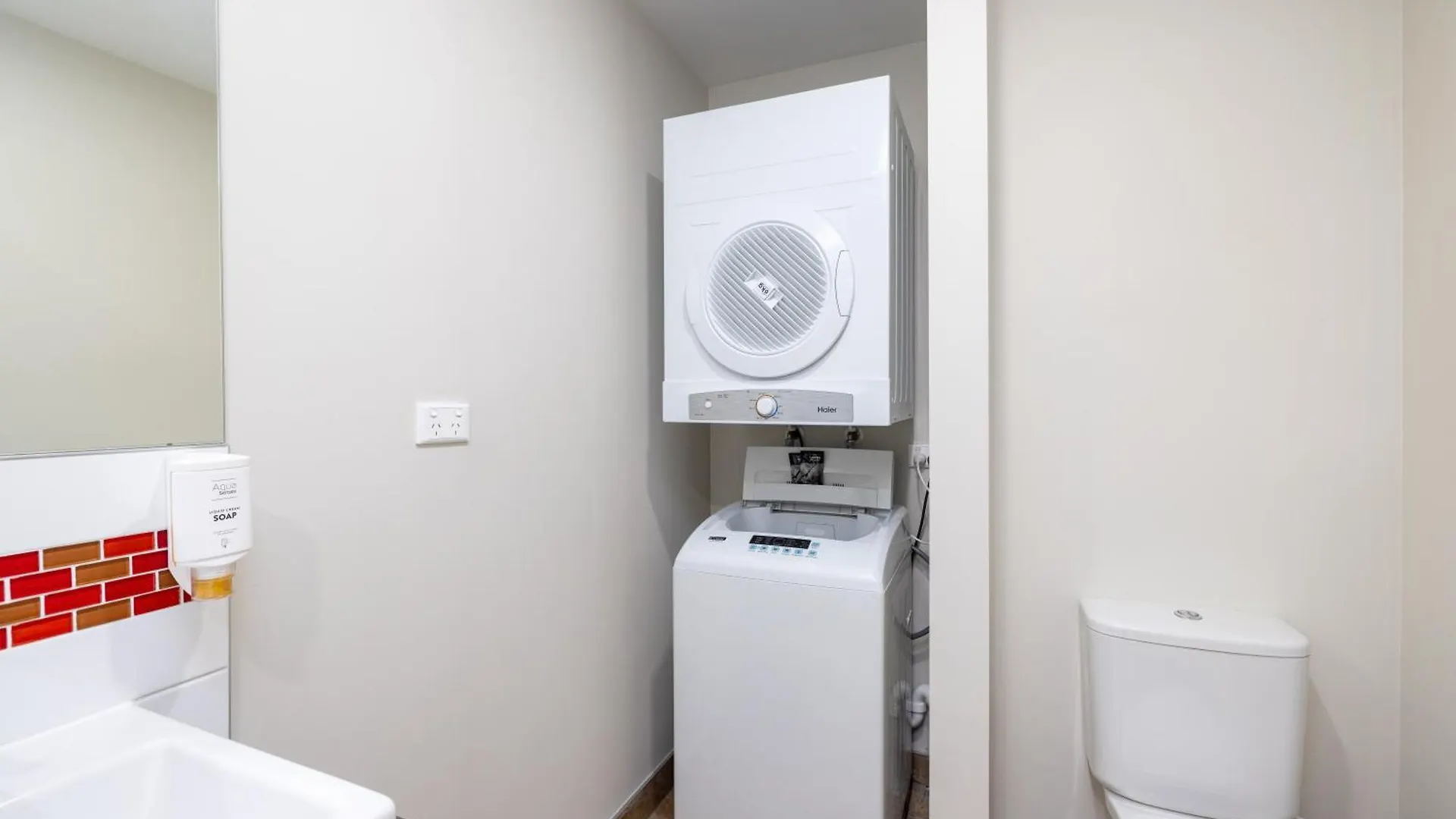 Aparthotel Ramada Suites By Wyndham Christchurch City