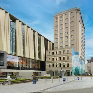 4* Hotel Novotel Cathedral Square