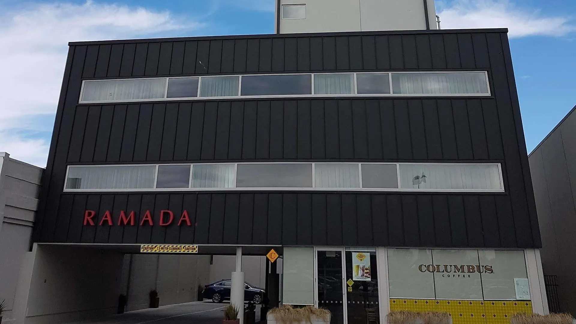 Ramada Suites By Wyndham Christchurch City